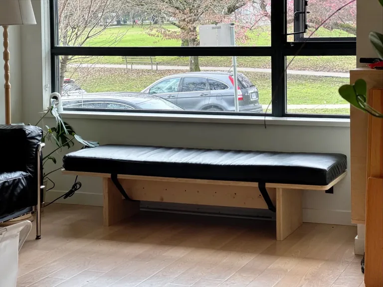 Daybed — custom project by Mokko Woodwork
